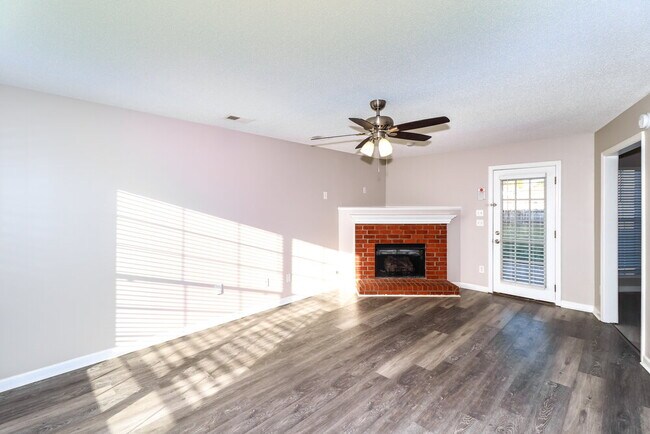 Building Photo - 5452 Belle Ridge Dr