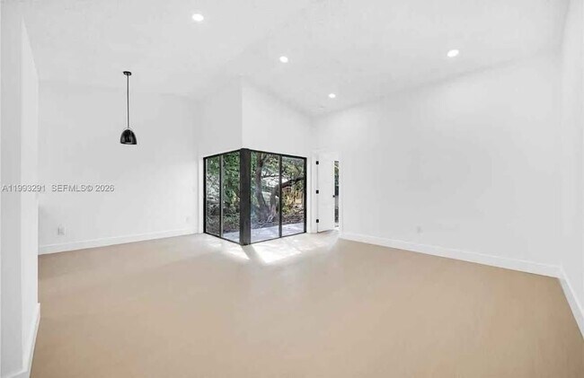 Building Photo - 13608 SW 286th Terrace