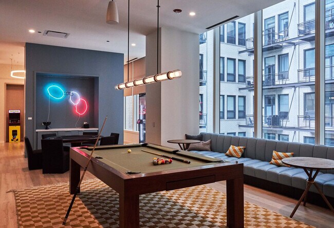 Building Photo - 1006 S Michigan Ave