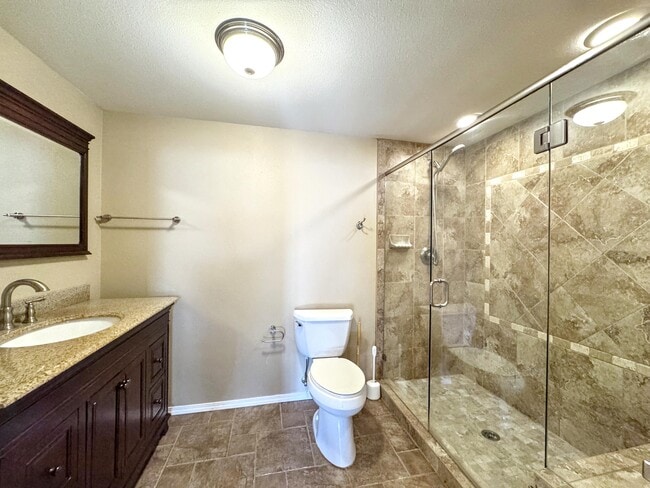 Building Photo - 236 Oxbow Dr