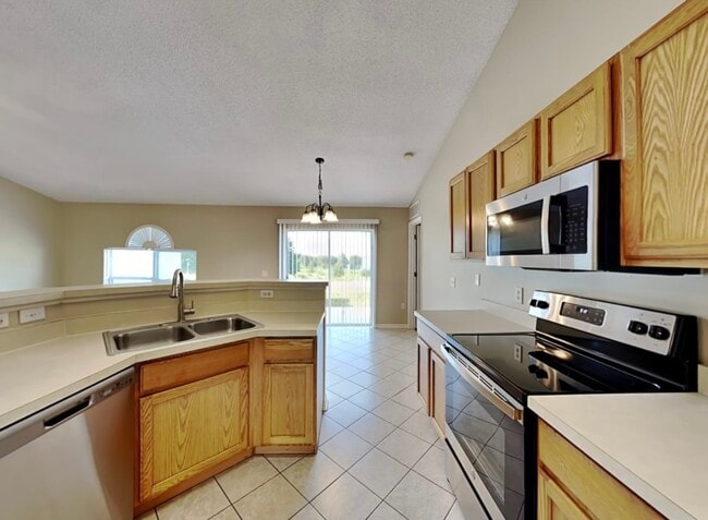 Building Photo - 3643 Wellington Pl