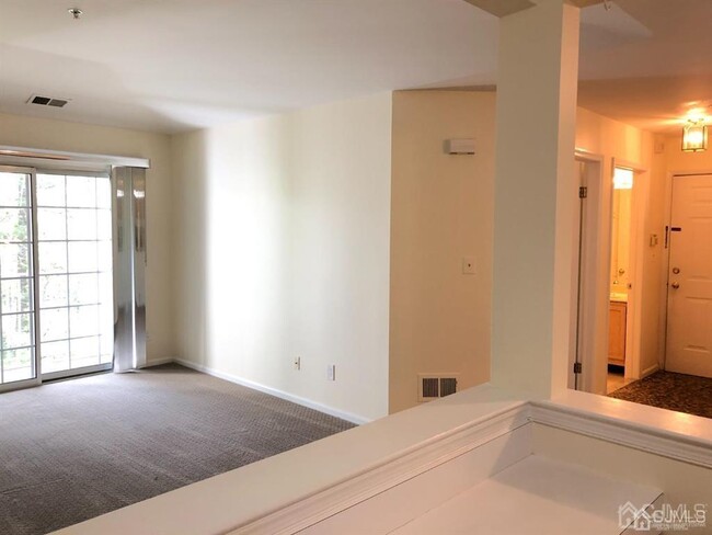 Building Photo - 936 Waterford Dr