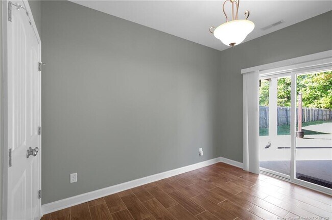 Building Photo - 132 Shellbark Dr