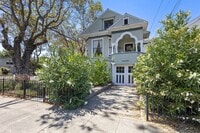 Building Photo - 1401 St Charles St
