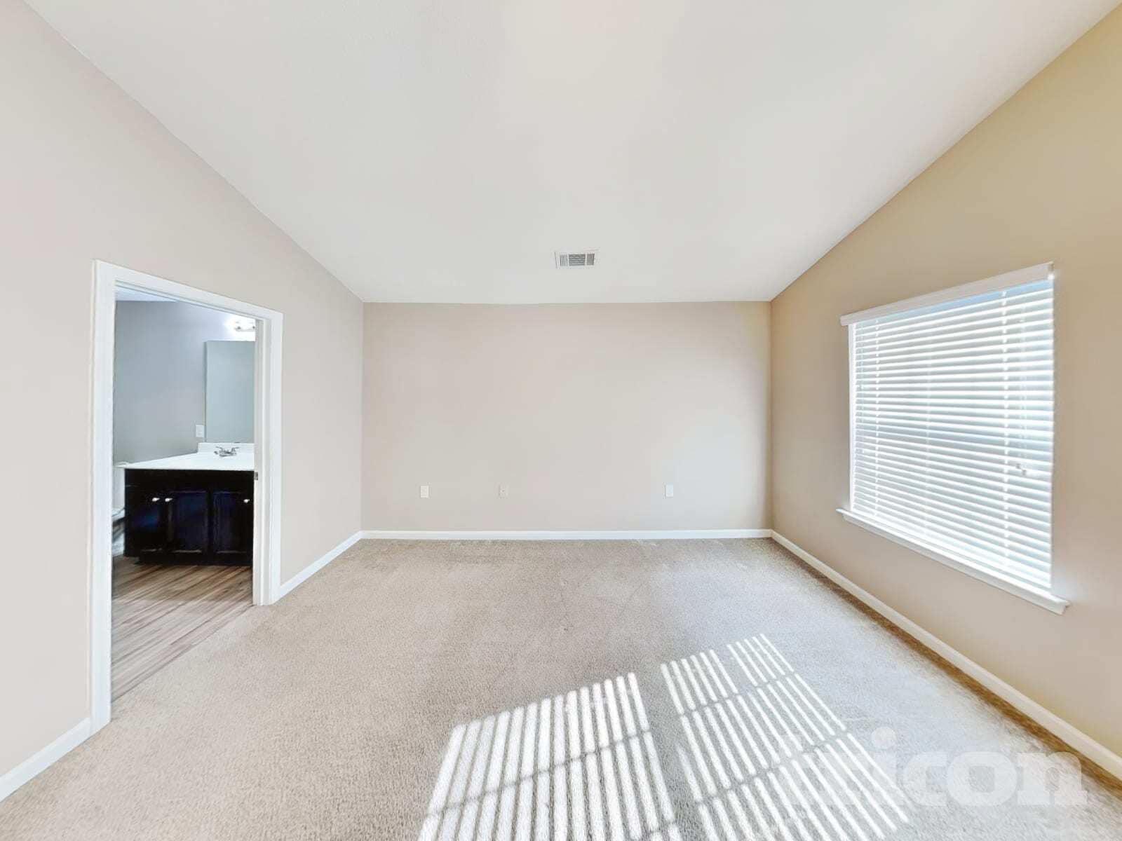 Building Photo - 3707 Alexander Forest Dr