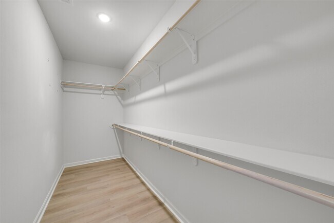 Building Photo - 10902 Bonfire Trl