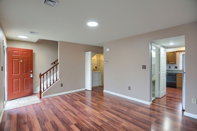 Building Photo - 1284 Hunters Ridge Dr