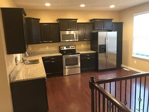 Building Photo - 13975 Wimbleton Wy