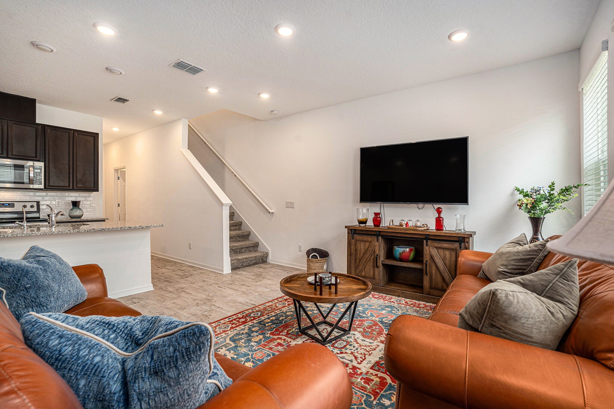 Building Photo - 1105 Lady Gouldian Ct