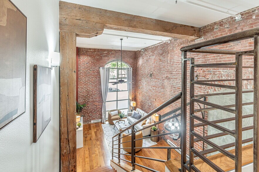 Building Photo - 400 Spear St