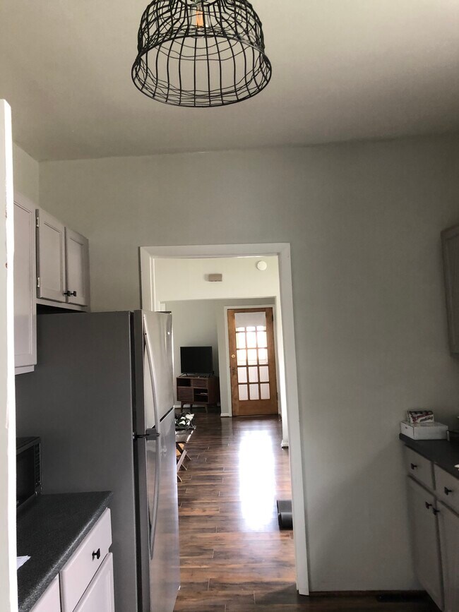 Building Photo - 1623 S State St