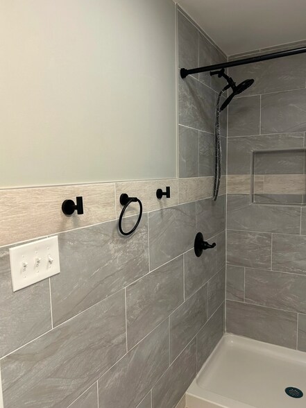 Building Photo - 72 Delaware Ave