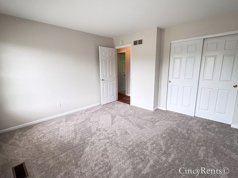 Building Photo - 7982 Lancelot Dr