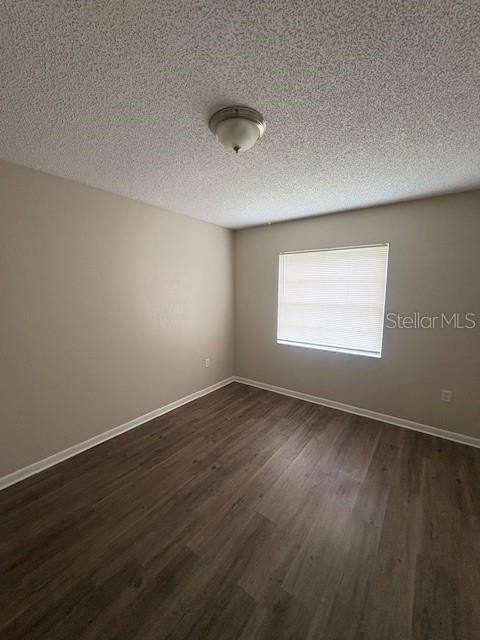 Building Photo - 748 Zella Ln