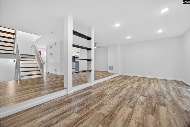 Building Photo - 298 Outrigger Ln