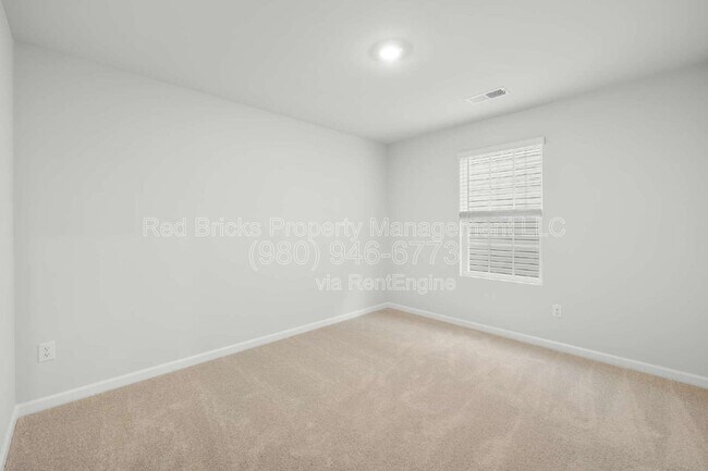 Building Photo - 10154 Chatham Run Ln