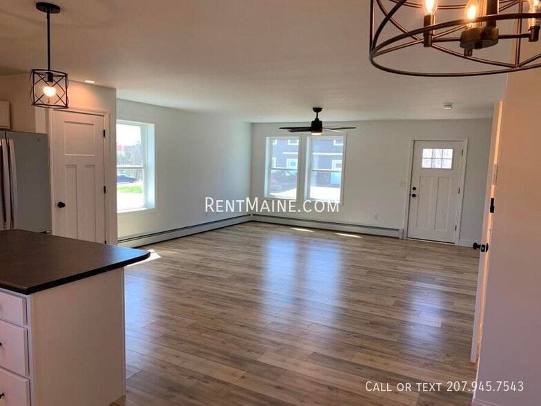 Building Photo - 66 Wildwood Dr