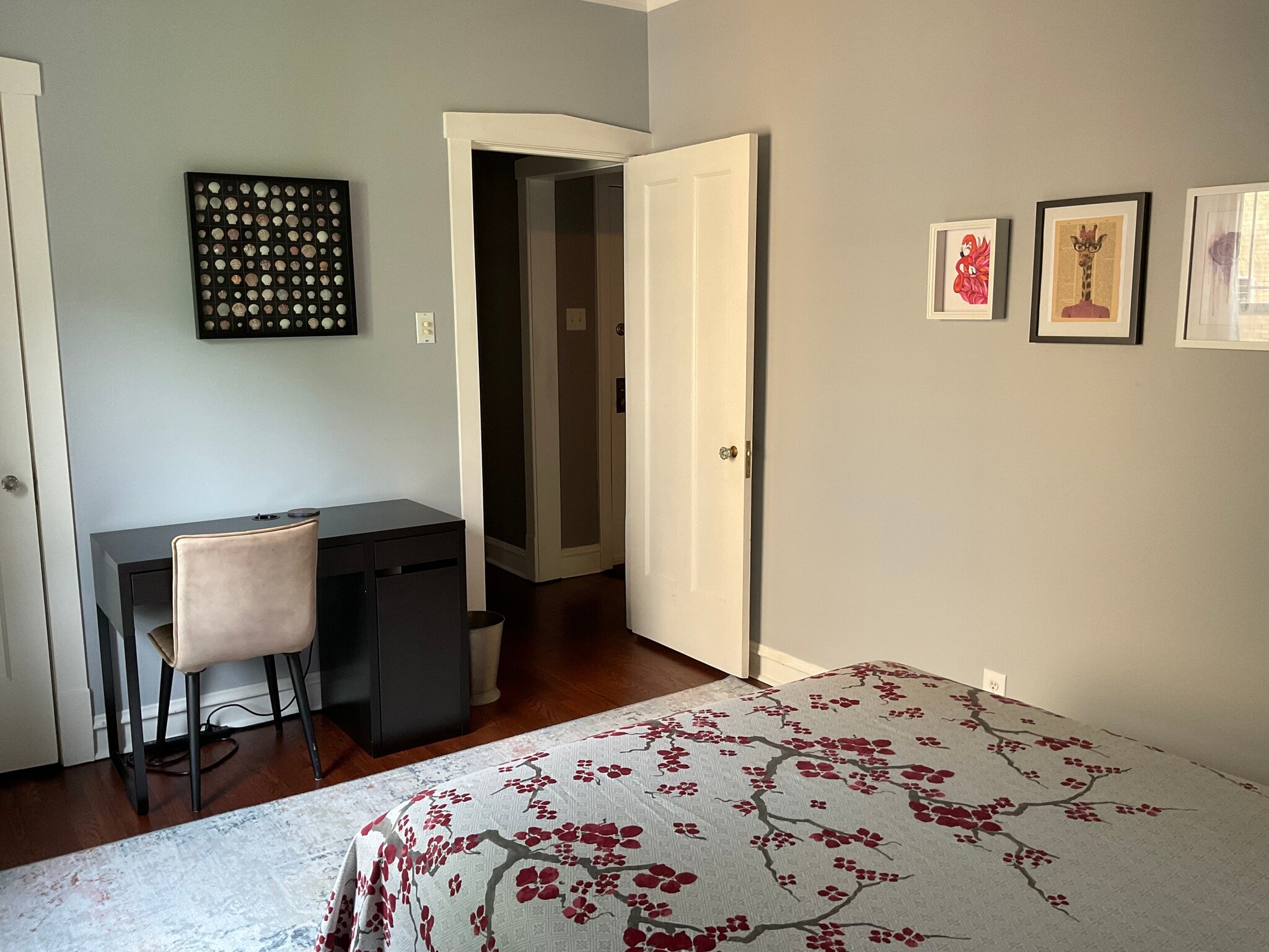 Desk in the second bedroom - 825 Forest Ave