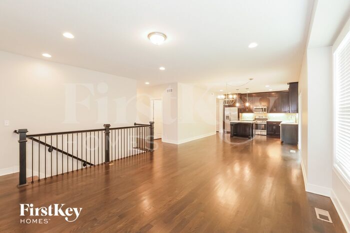 Building Photo - 1128 Blackpool Dr