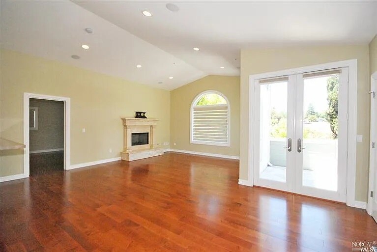 Building Photo - 229 W End Ave