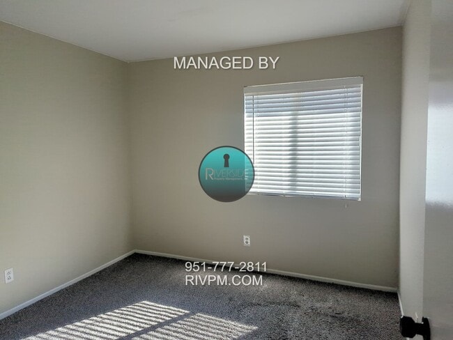 Building Photo - Cul-de-sac home on a large lot in Moreno V...