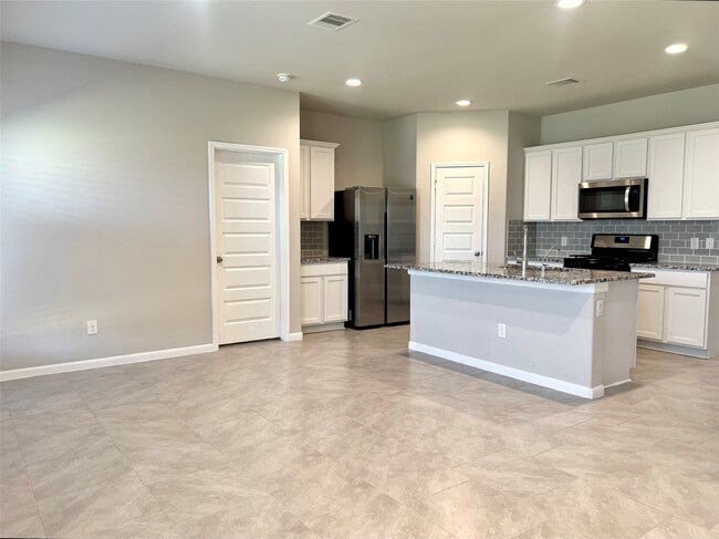 Building Photo - 21026 Albany Landing Ln
