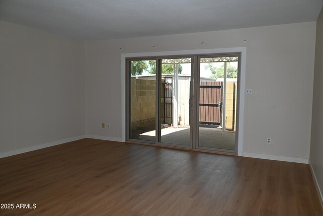Building Photo - 5039 N 81st St