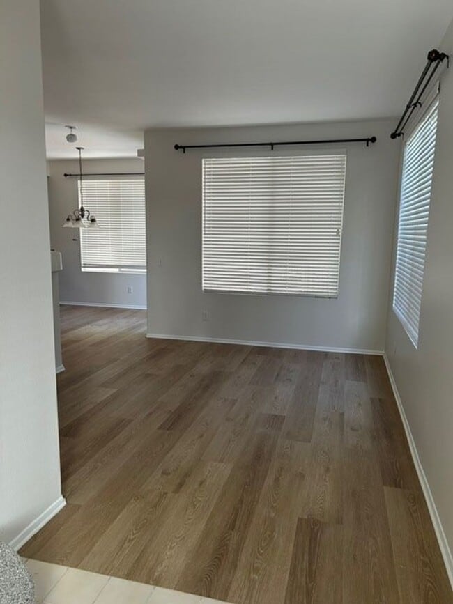 Building Photo - 2-Bedroom 2-Bath Rancho Santa Margarita Home