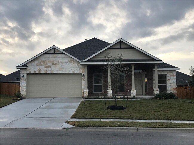 Building Photo - 1946 Mexia Dr