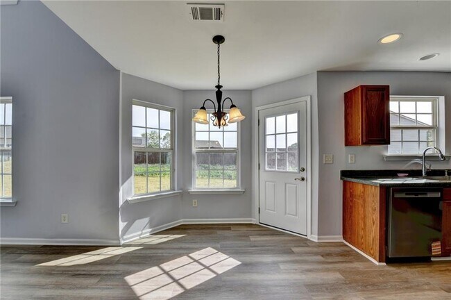 Building Photo - 831 New Liberty Way