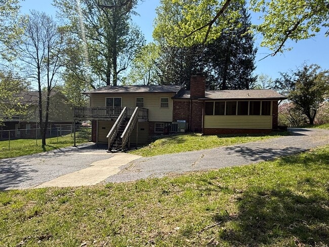 Building Photo - Updated 3-Bedroom with Bonus Room, Deck & Screened-In Porch