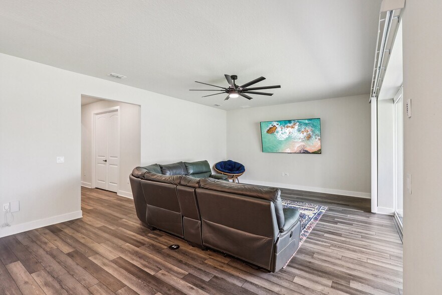 Building Photo - 4103 Meandering Bay Dr