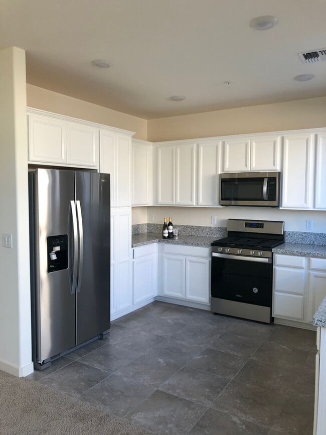 Building Photo - 505 Logan Jacob Ln