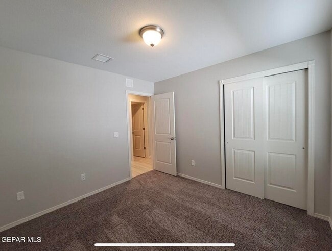 Building Photo - 15017 Dream Ct