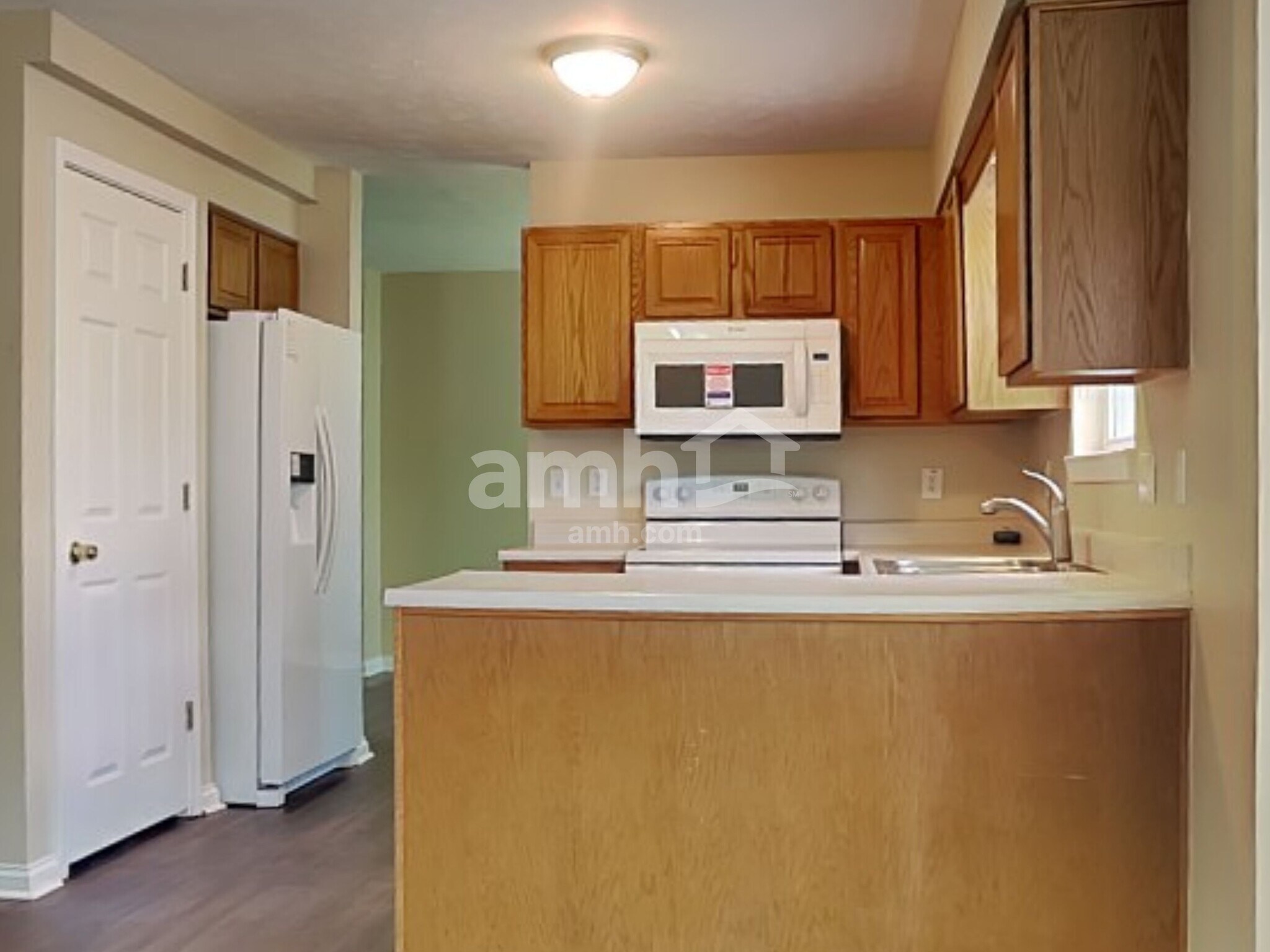 Building Photo - 8254 Rose Petal Dr