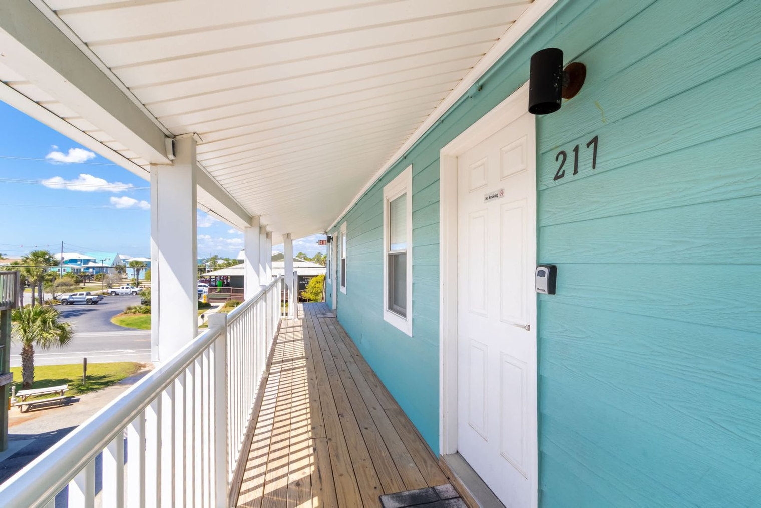 Building Photo - 1159 W Beach Blvd