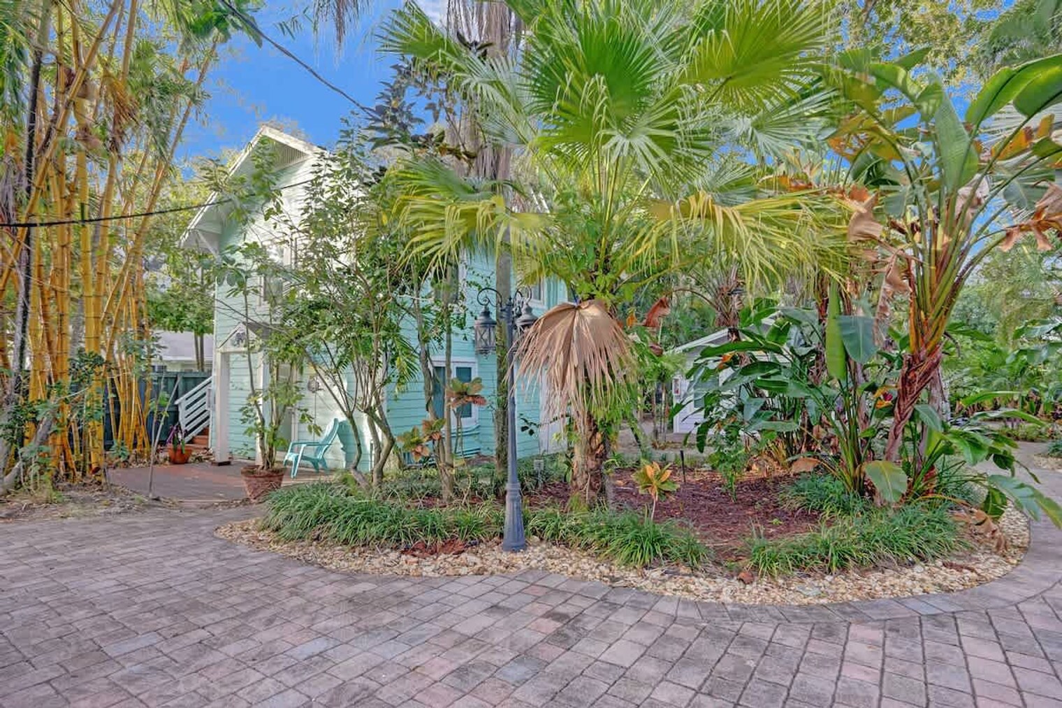 Building Photo - 1115 SW 4th St