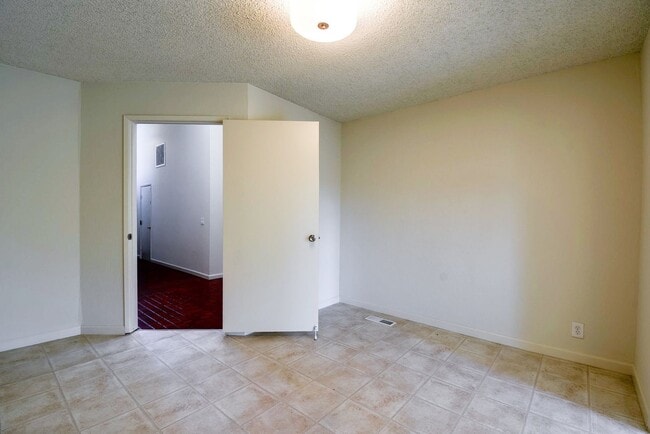 Building Photo - Single Family Home in the Heart of Santa Clara