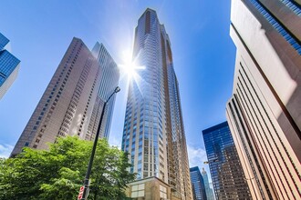 Building Photo - 222 N Columbus Dr