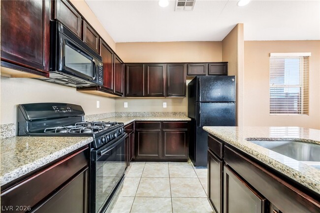 Building Photo - 6183 Yankee Spring St