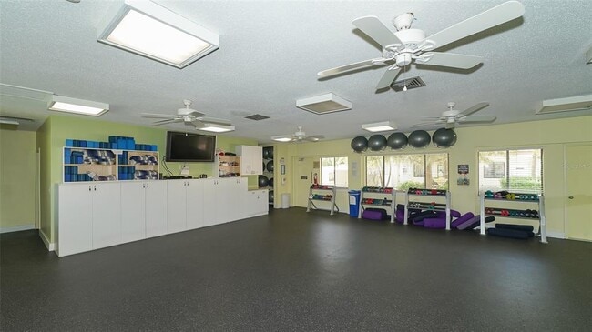 Building Photo - 618 Bird Bay Dr S