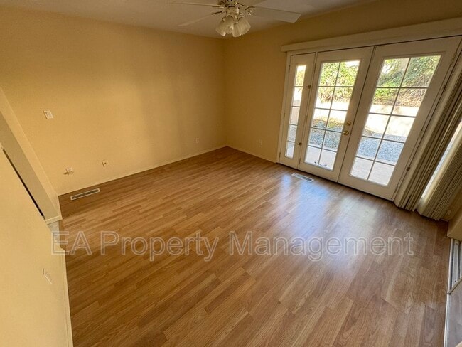 Building Photo - 7576 Keystone Dr NE