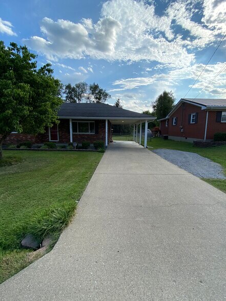 Building Photo - 320 Port William Ln