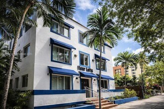 Building Photo - 1021 NW 3rd St