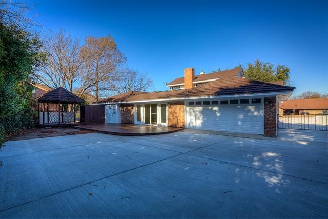 Building Photo - 225 Sovereign Ct