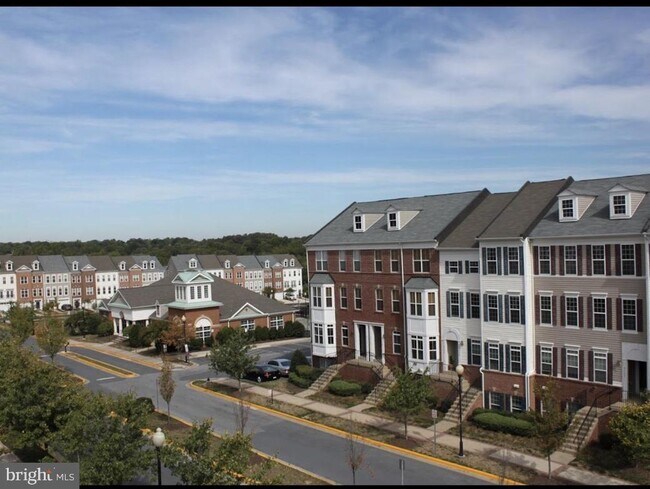 Building Photo - 5525 Lanier Ave