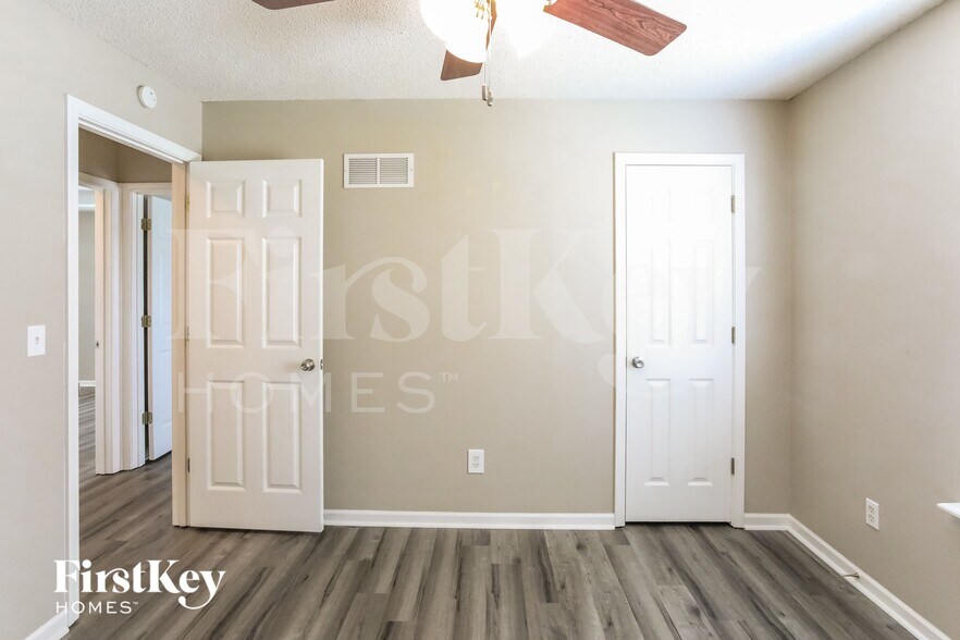 Building Photo - 8514 NE 109th Terrace