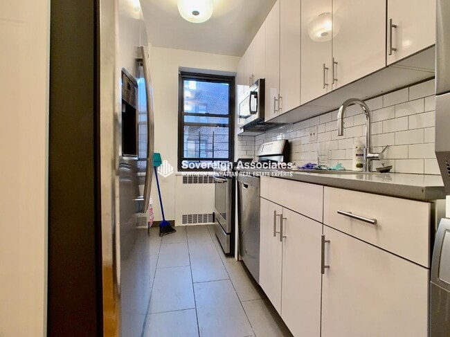 Floorplan - 700 Fort Washington Avenue