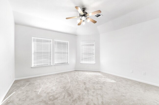 Building Photo - 21823 Mystic Point Ct