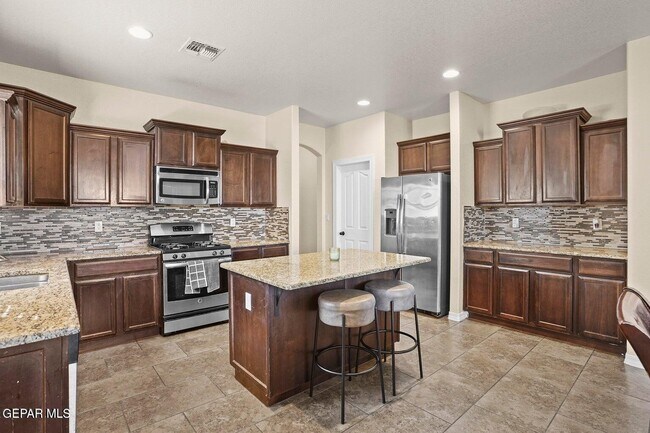 Building Photo - 13157 Lost Willow